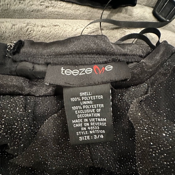 NWOT two piece cocktail, prom, winter formal dress. - Picture 6 of 14